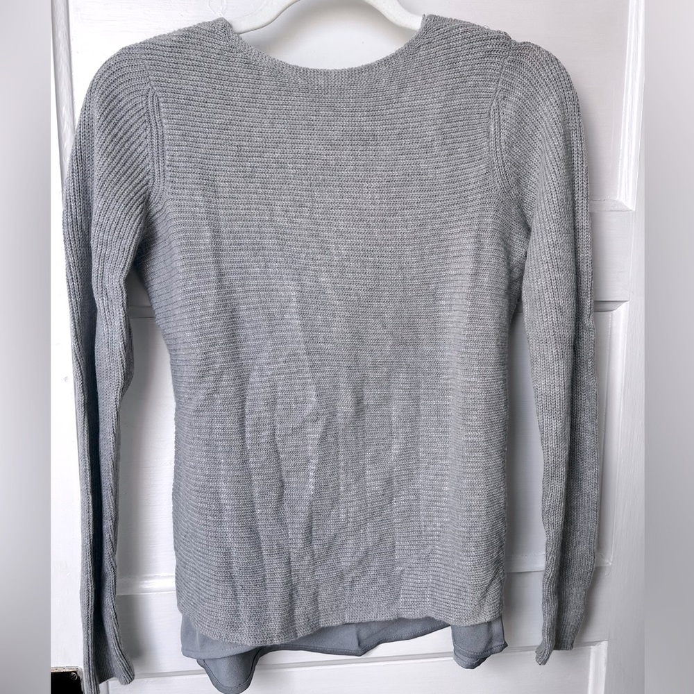 Women’s grey sweater